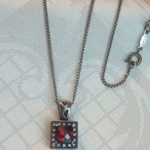 Silver 925 necklace with red zircon used
