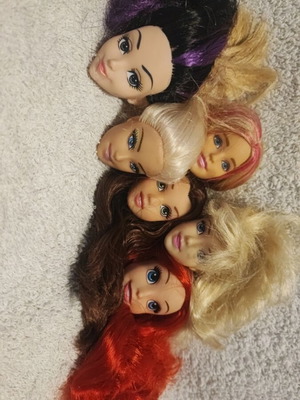 Κεφάλια κούκλας μεταχειρισμένα, Disney και Barbie