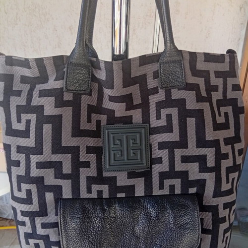 El Bags large shoulder bag with leather handles and pocket