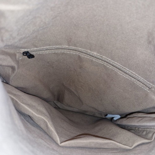 Backpack with safety buckle like new, light pink with multiple pockets