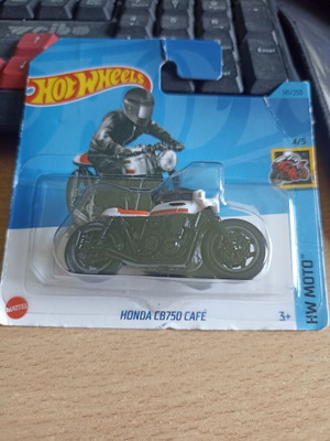 Hot Wheels Honda CB750 Café 1975 1:64 scale new