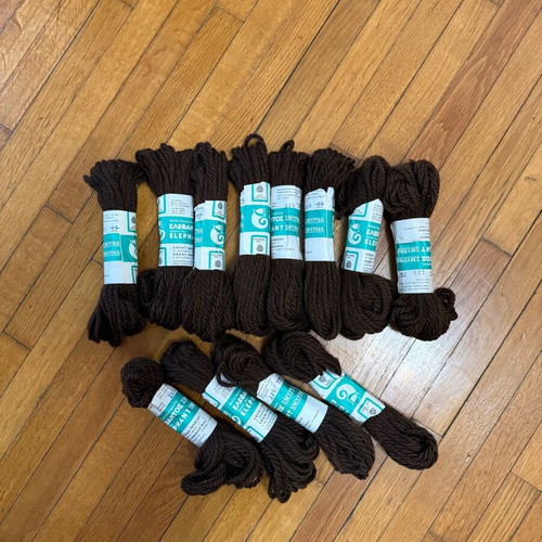 Elephant Smyrna carpet embroidery yarn new, 12 skeins 20 g