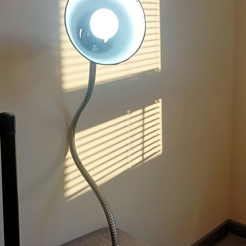 Industrial lamp for metal cutting machines used