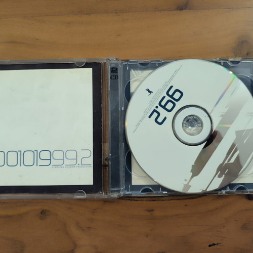Moving Shadow 99.2 2-CD collection like new, electronic