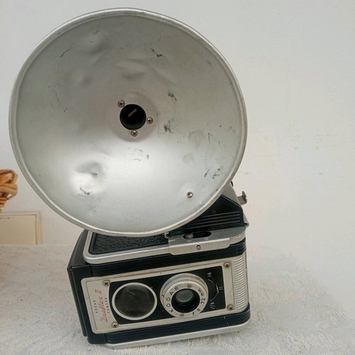 Kodak Duaflex II vintage camera used with flash accessory