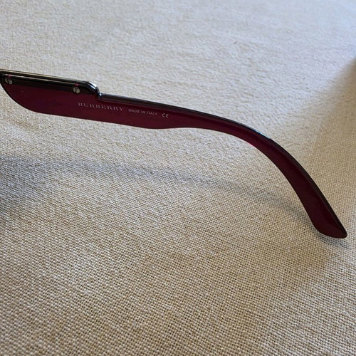 Burberry sunglasses mask like new