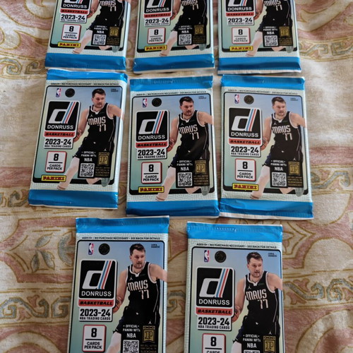 Panini Donruss NBA 23-24 trading card packs, 8 pcs