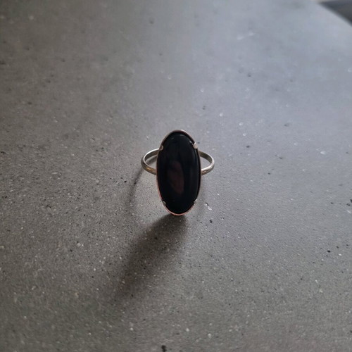 Vintage ring with oval black stone new, silver