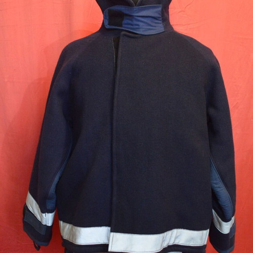 Firefighter wool waterproof fire-resistant coat like new with inner lining