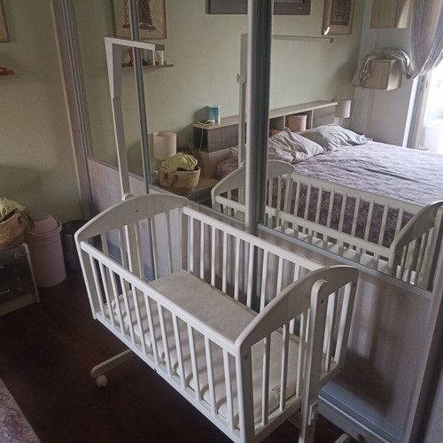 Baby Cot with Mattress, Mosquito Net Holder and Wheels used