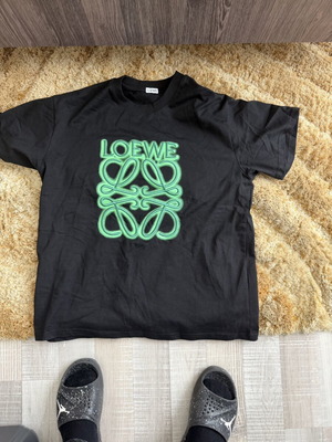 Loewe T-shirt size M like new, black and green
