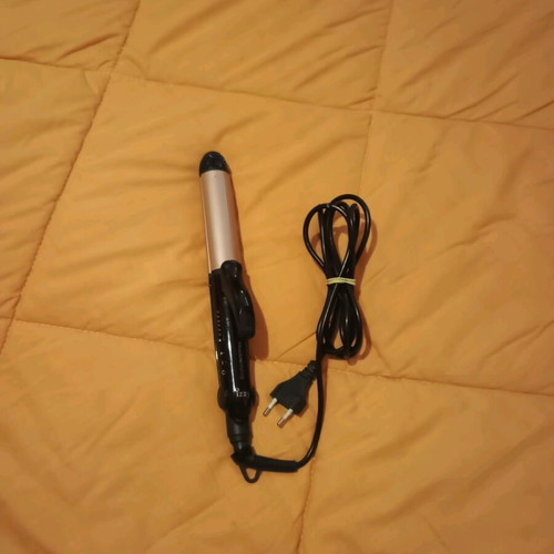 Izzy 2-in-1 Hair Straightener and Curler like new