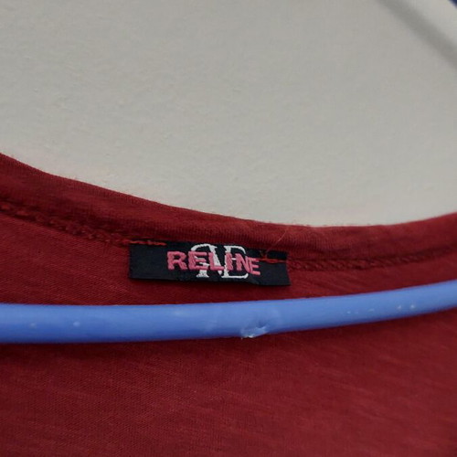 Reline women's long-sleeve blouse used, size S, red with small holes