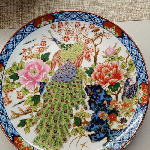 Porcelain decorative plate like new