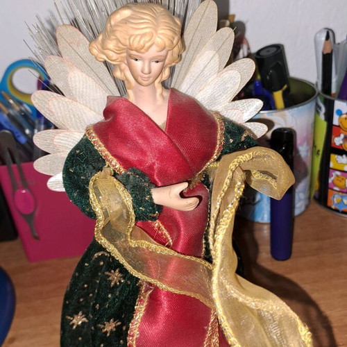 Christmas angel used with 3 batteries missing battery cover