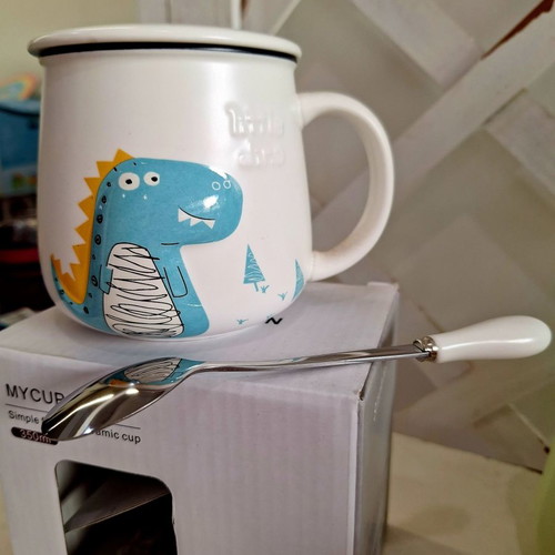 Mug 350ml new with spoon and packaging