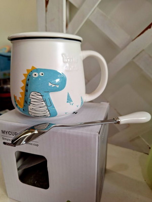 Mug 350ml new with spoon and packaging