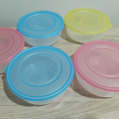 Aris small bowls set of 5 new