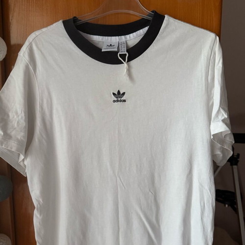 Adidas sports shirt like new, white, size M