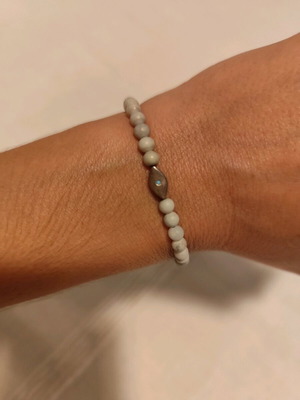 Macrame bracelet with eye new, white