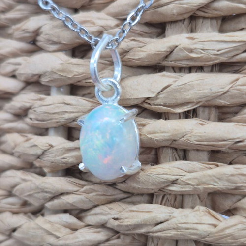 Ethiopian Opal Silver 925 Necklace new, 5 carat gemstone