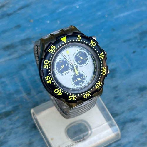 Swatch Vintage Chronograph Diver 200M 1993 used for repair or parts