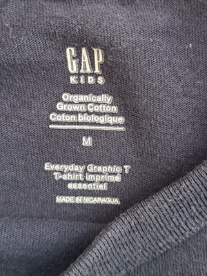 GAP Kids T-shirt like new, organic cotton, dinosaur print, size M
