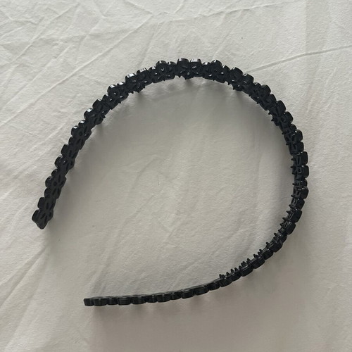 Black hairband with flowers