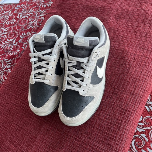 Nike Dunk Low sneakers like new, size 42, grey and blue
