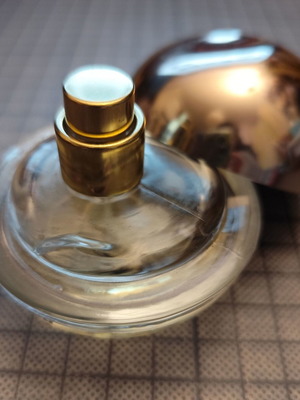 DKNY Golden Delicious Eau de Parfum 30ml used, women's fragrance