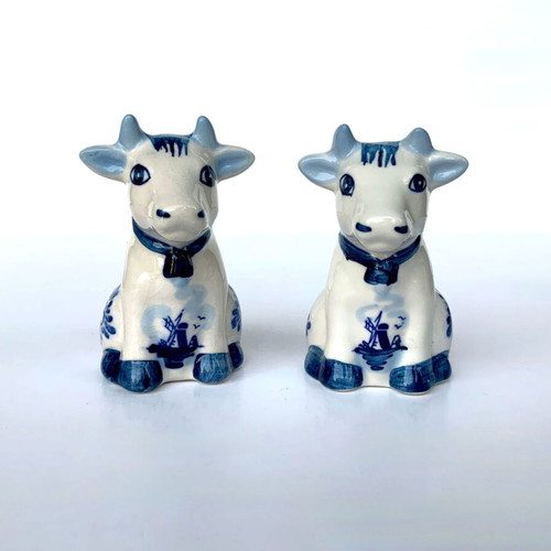 Dutch Delft Salt and Pepper Cow Set New, hand-painted porcelain