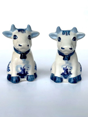 Dutch Delft Salt and Pepper Cow Set New, hand-painted porcelain