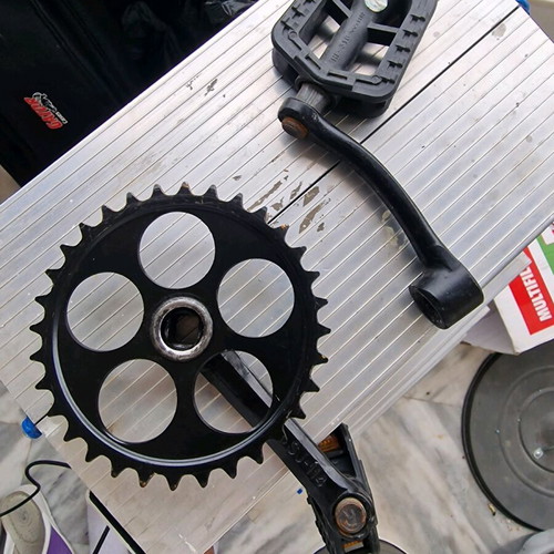 Bicycle pedal set with sprocket used