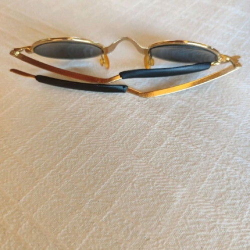 Vintage 90s Sunglasses Italy Design new, gold frame, UV 400 protection