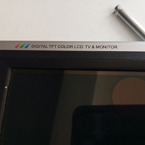 Leadstar Portable TV 7'' used, digital reception