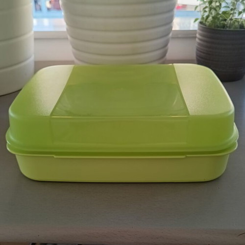 Tupperware Delis 2.5 Liter New