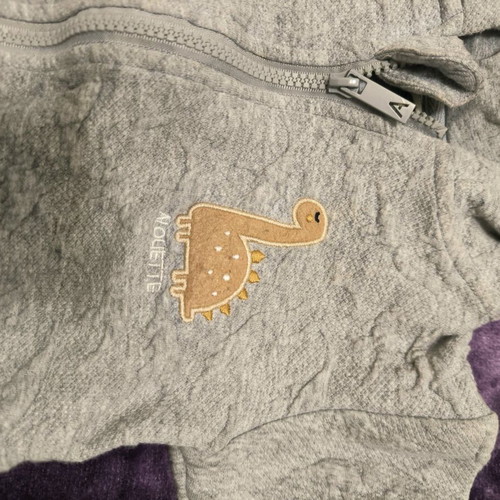 Alouette clothing set like new, 9-12 months, grey with pockets and zipper