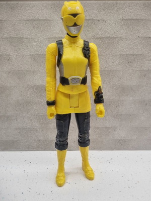 Φιγούρα Power Ranger, κίτρινη