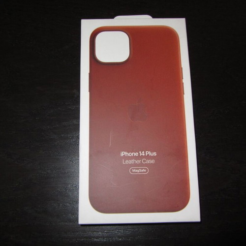 Apple Leather Case with MagSafe leather cover Umber for iPhone 14 Plus new