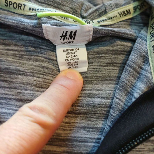 H&M Sport Athletic Jacket 98-104cm like new, black and gray