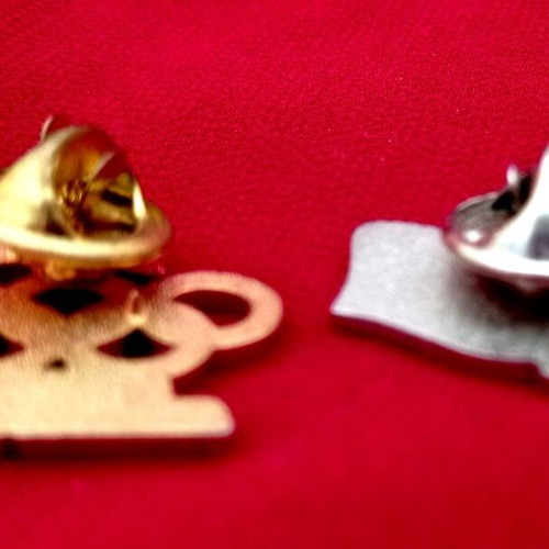 Olympic Pins Qatar Athens 2004 set like new