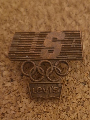 Olympic Games Levi's pin