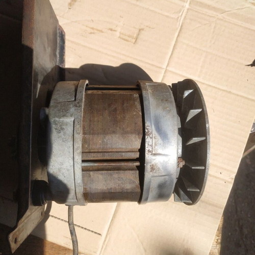 AEG electric motors 125w 2.7Ah used, set of 2 pieces