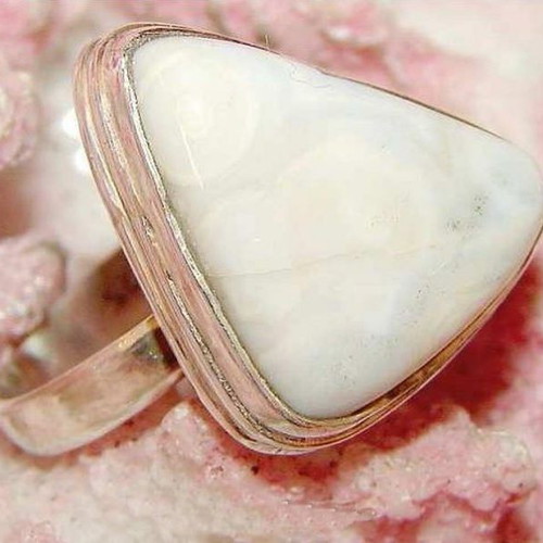 Nephrite mineral ring in 925 silver new