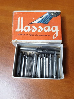Box of 144 Massag pen nibs No 521