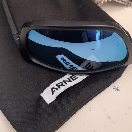 Γυαλιά ηλίου Arnette μεταχειρισμένα, polarized με μπλε φακό