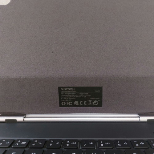 Omoton KC012 Magnetic Case with Keyboard and Touchpad for iPad Pro 11" M4 New