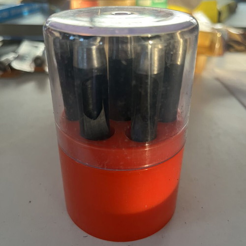 Hollow Punch Set HP-909 new, 9 pieces with plastic holder
