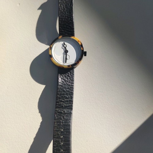 Aark Classic Tortoise White women's wristwatch used