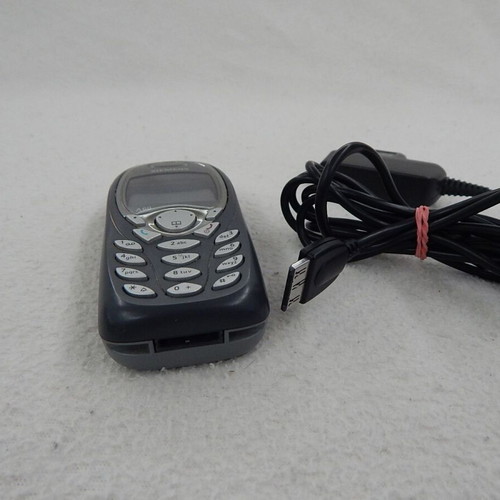 Siemens A60 cell phone from 2000s used, with charger, not working